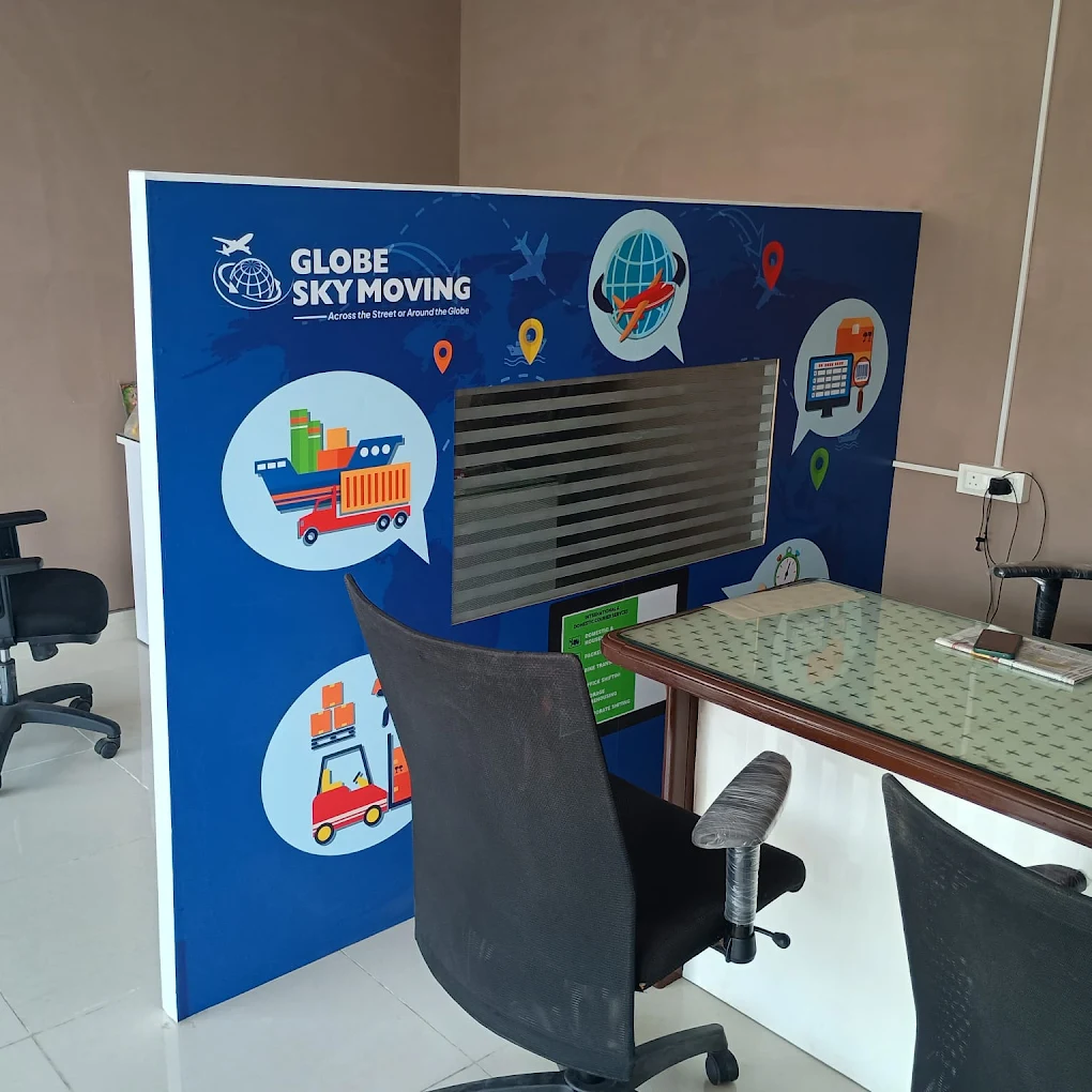 Globe Sky Moving professional relocation team